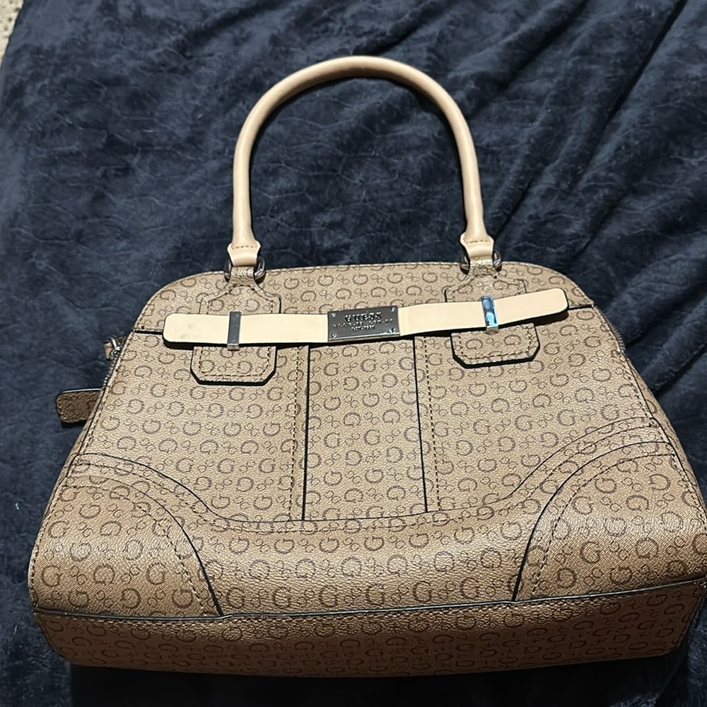 Guess purse